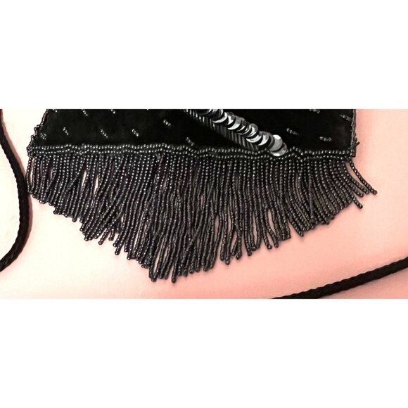 Vintage Black Beaded Evening Purse With Fringe & Long Strap - Picture 4 of 7